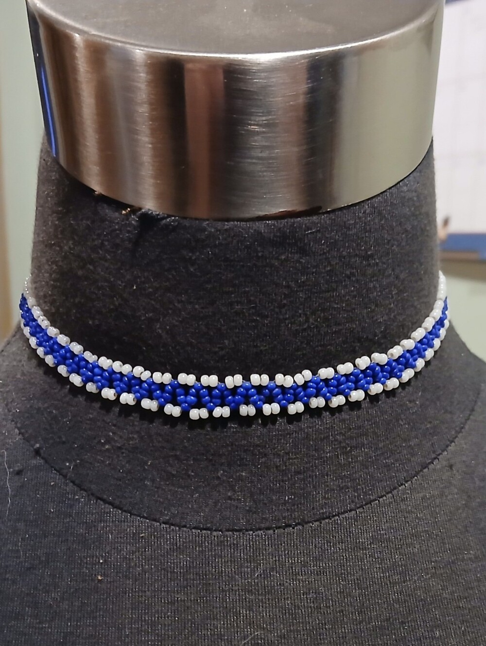 Vintafe Blue and White Seed Bead Choker Necklace